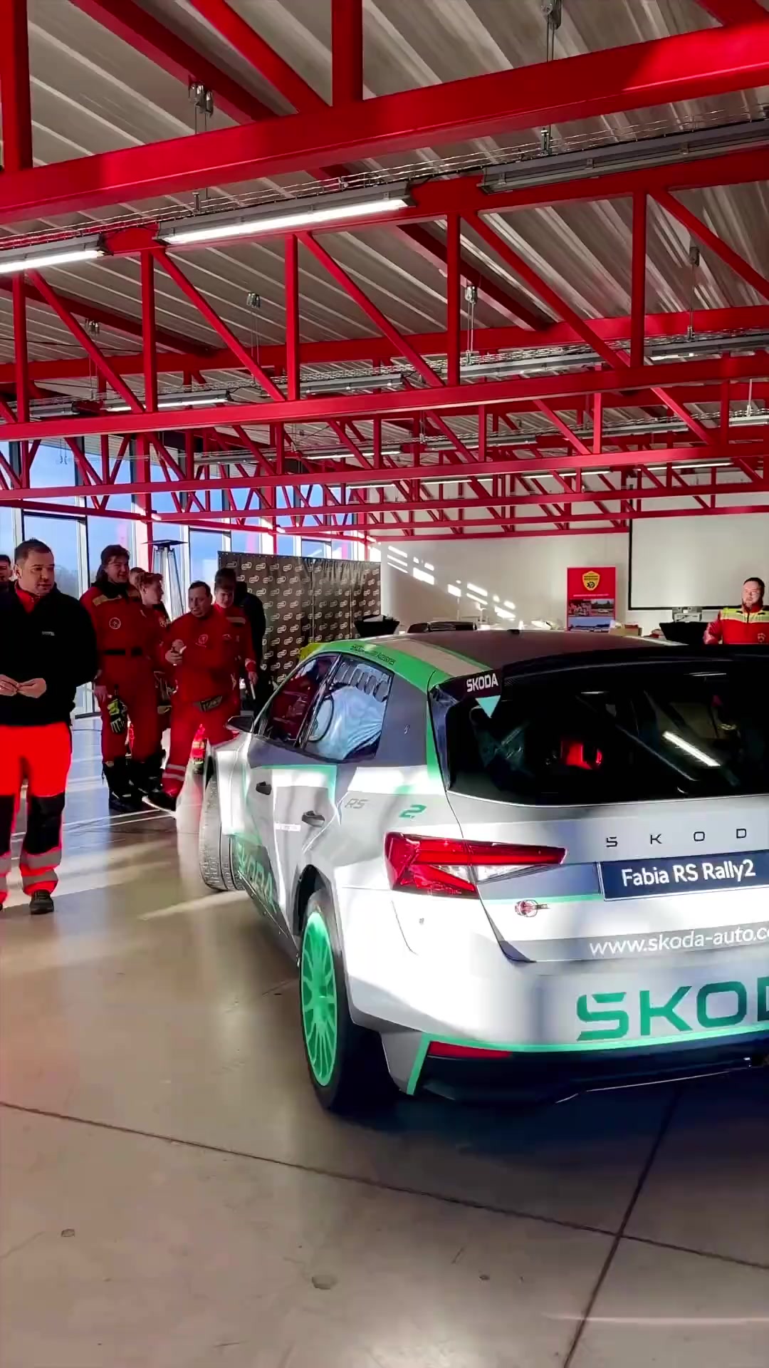 包含WRC车辆升级揭秘：技术创新带来的优势的词条