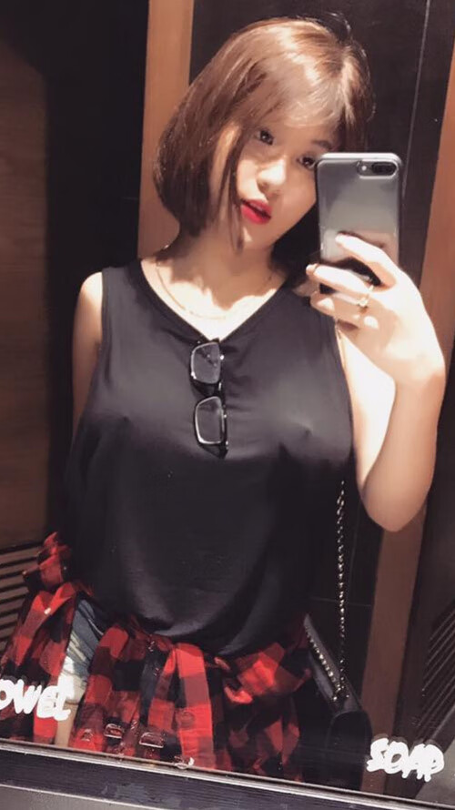 爱游戏电竞官网-电竞产业与传统体育的融合：赛事合作与人才交流，电竞和传统体育