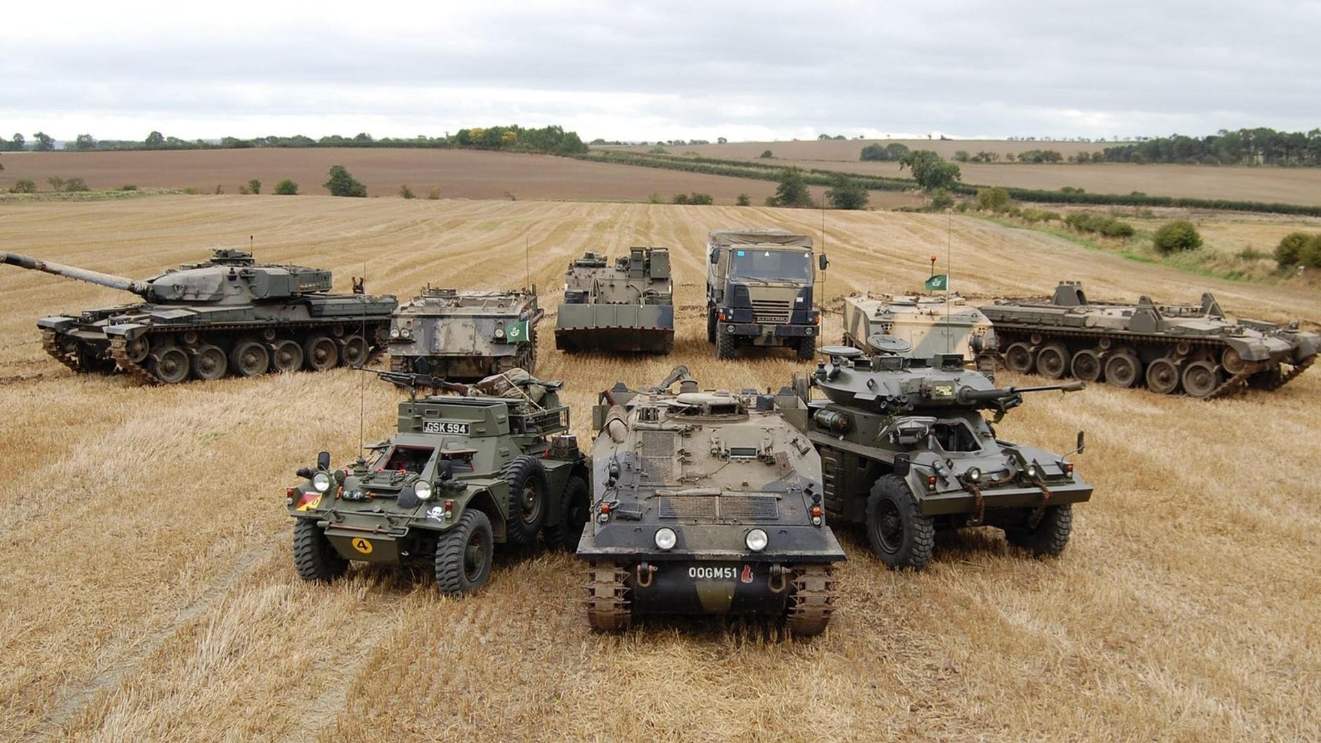 中超赛事转播权竞争激烈，商业价值持续上升，中超转播合同