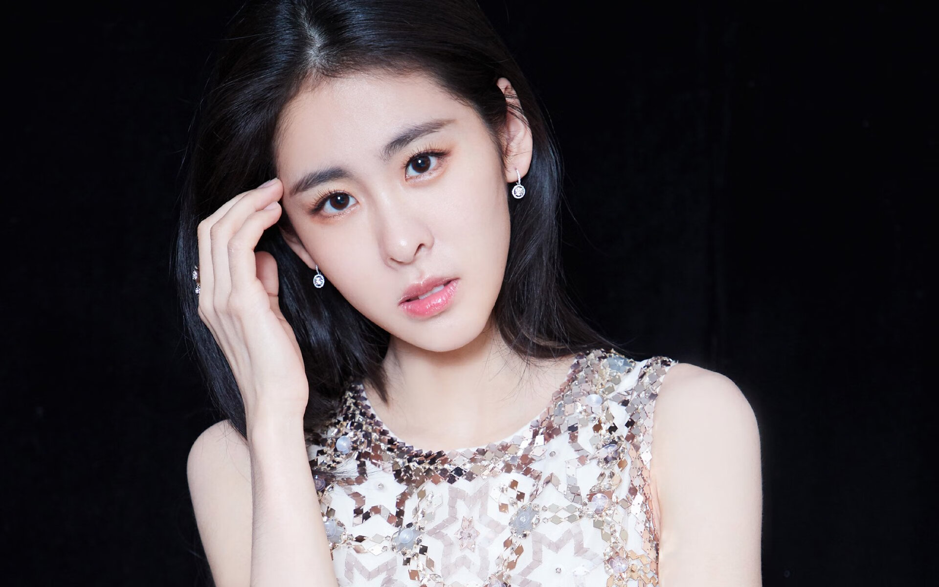 转换节奏判断是否应由持球人独立完成,转换节奏判断是否应由持球人独立完成