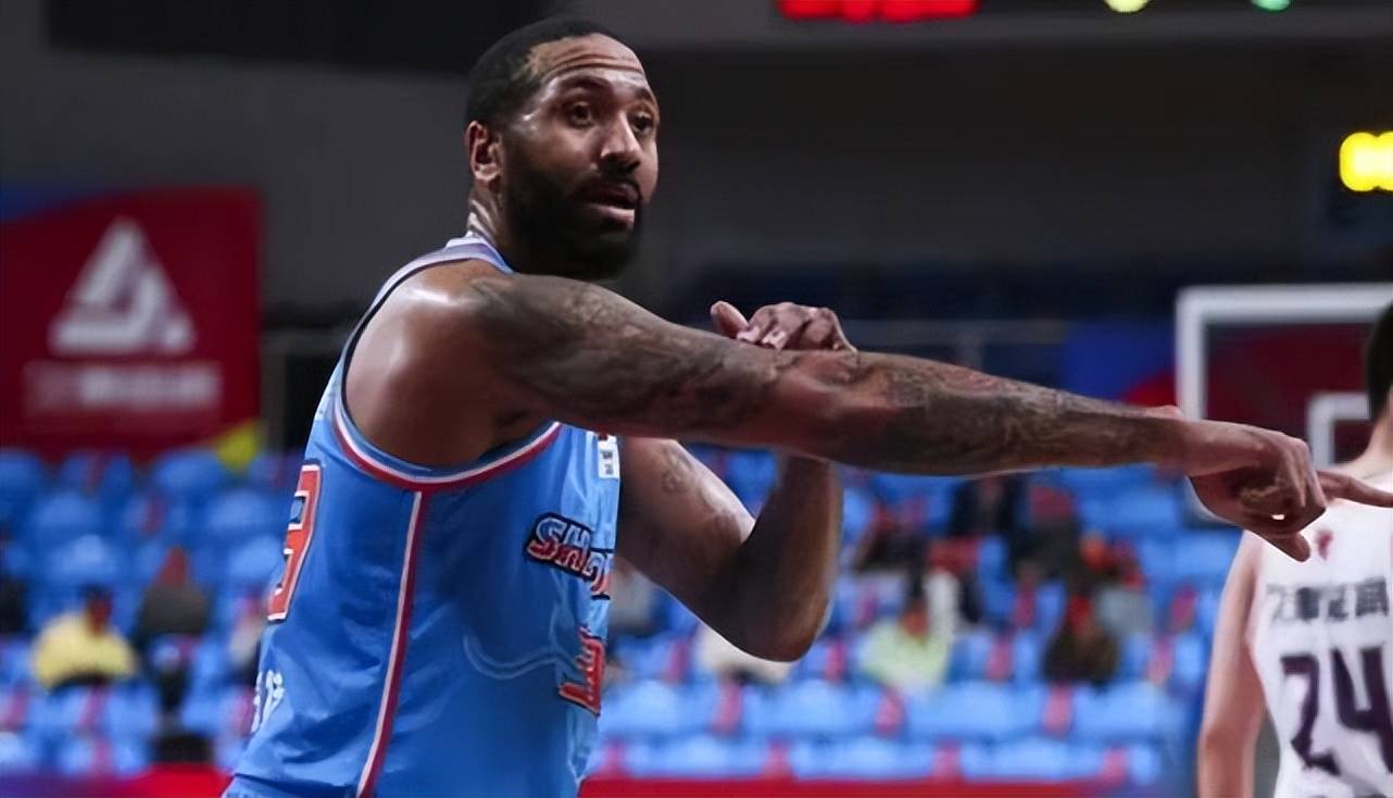 包含AYX爱游戏：CBA球员：高薪背后，压力与责任，如何平衡？的词条